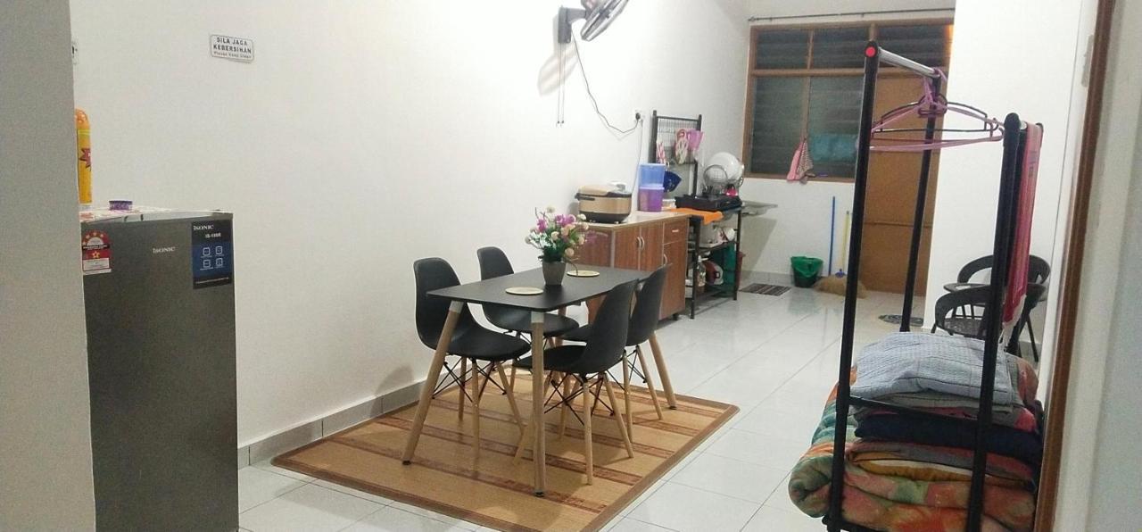 ג'יטרה Homestay De'69 מראה חיצוני תמונה